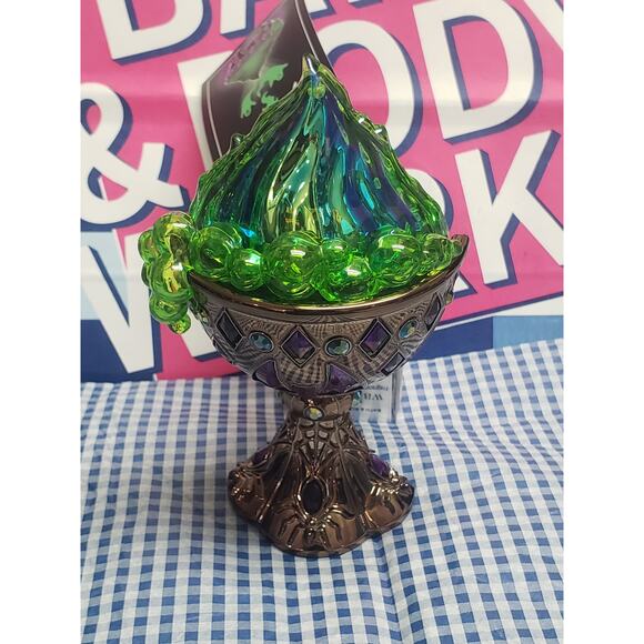BBW Ghostly Goblet Projector Wallflowers Fragrance Plug In - Picture 4 of 4